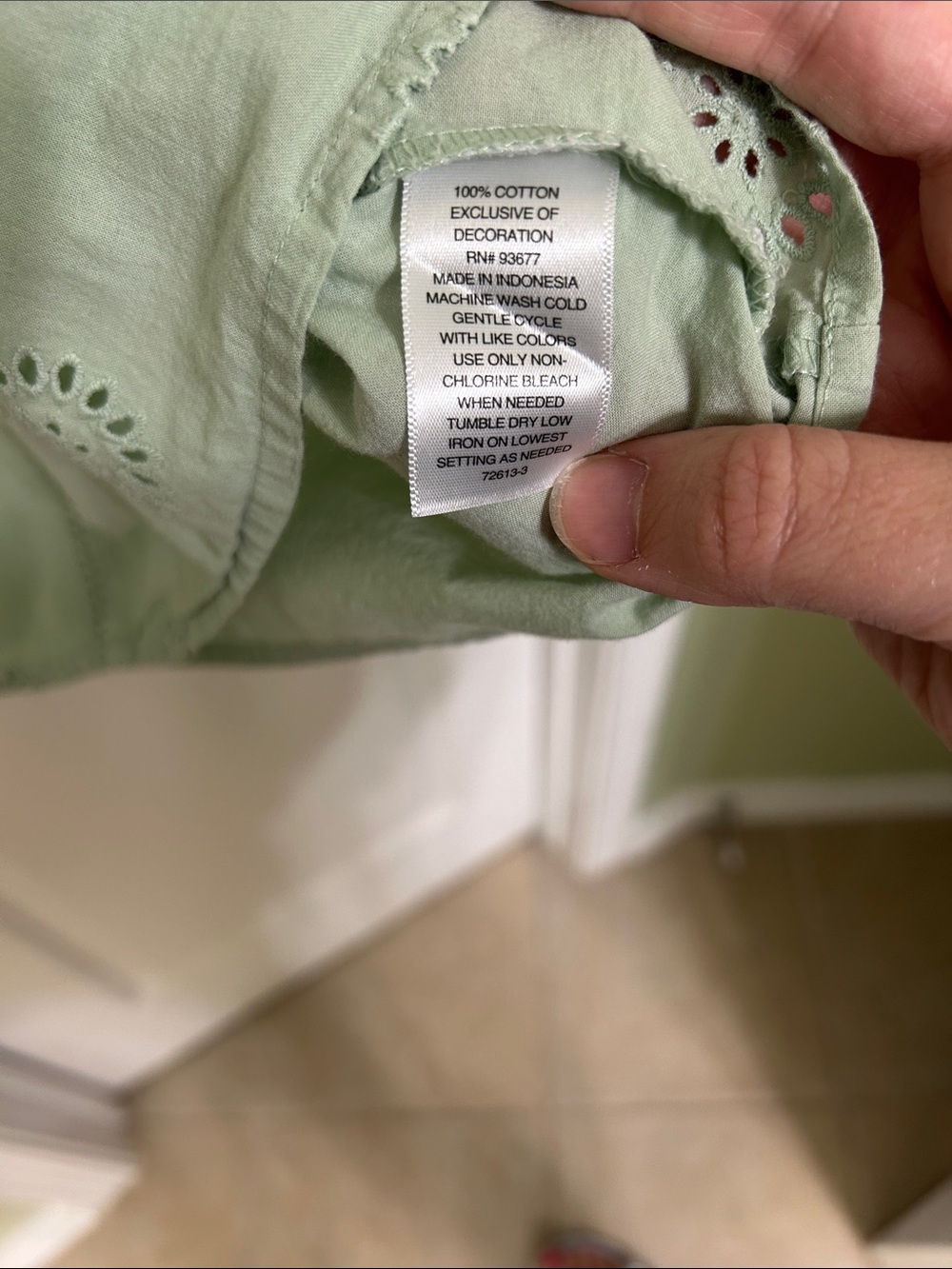 a.n.a Light Sage Green Ruffled Neck eyelet Blouse large - Picture 4 of 4